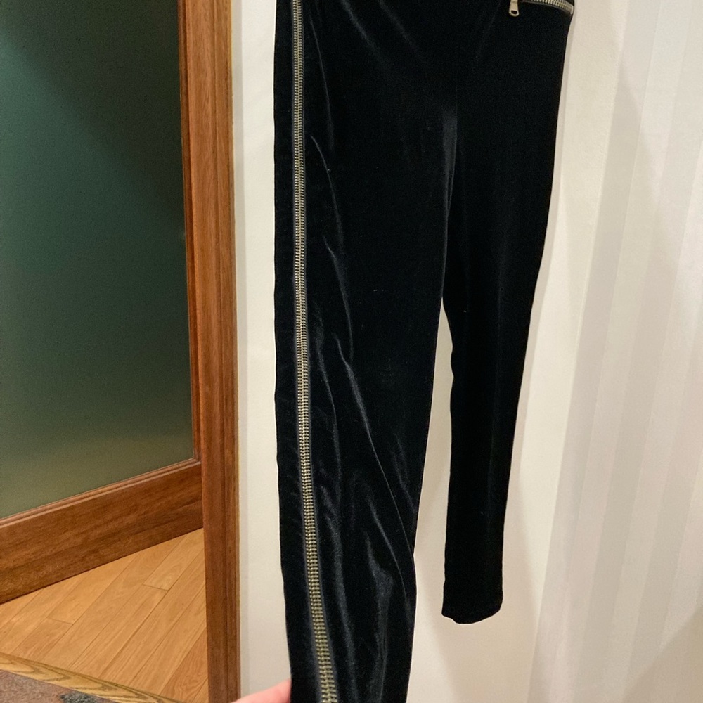 Hot Sox Pants With Zipper View 5